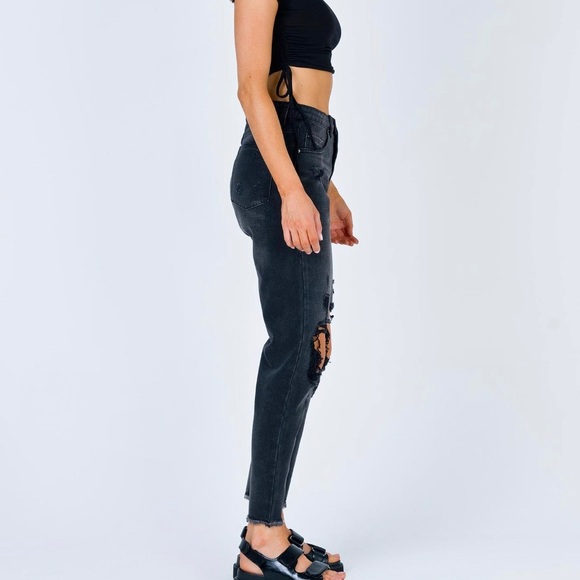 Erissa Knee Rip Jeans Washed Black NWOT - Picture 4 of 12